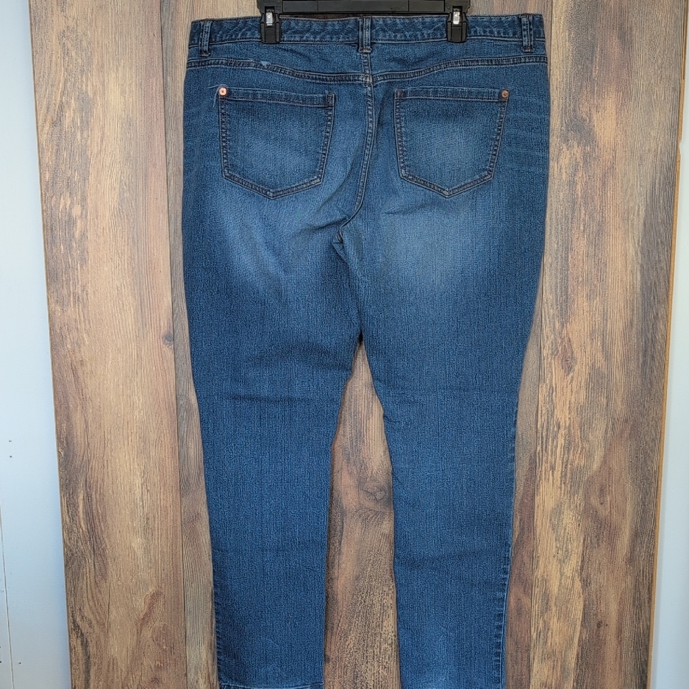 Massimo Women's Skinny Premium Denim Jeans Fit 4 Size 18 C214